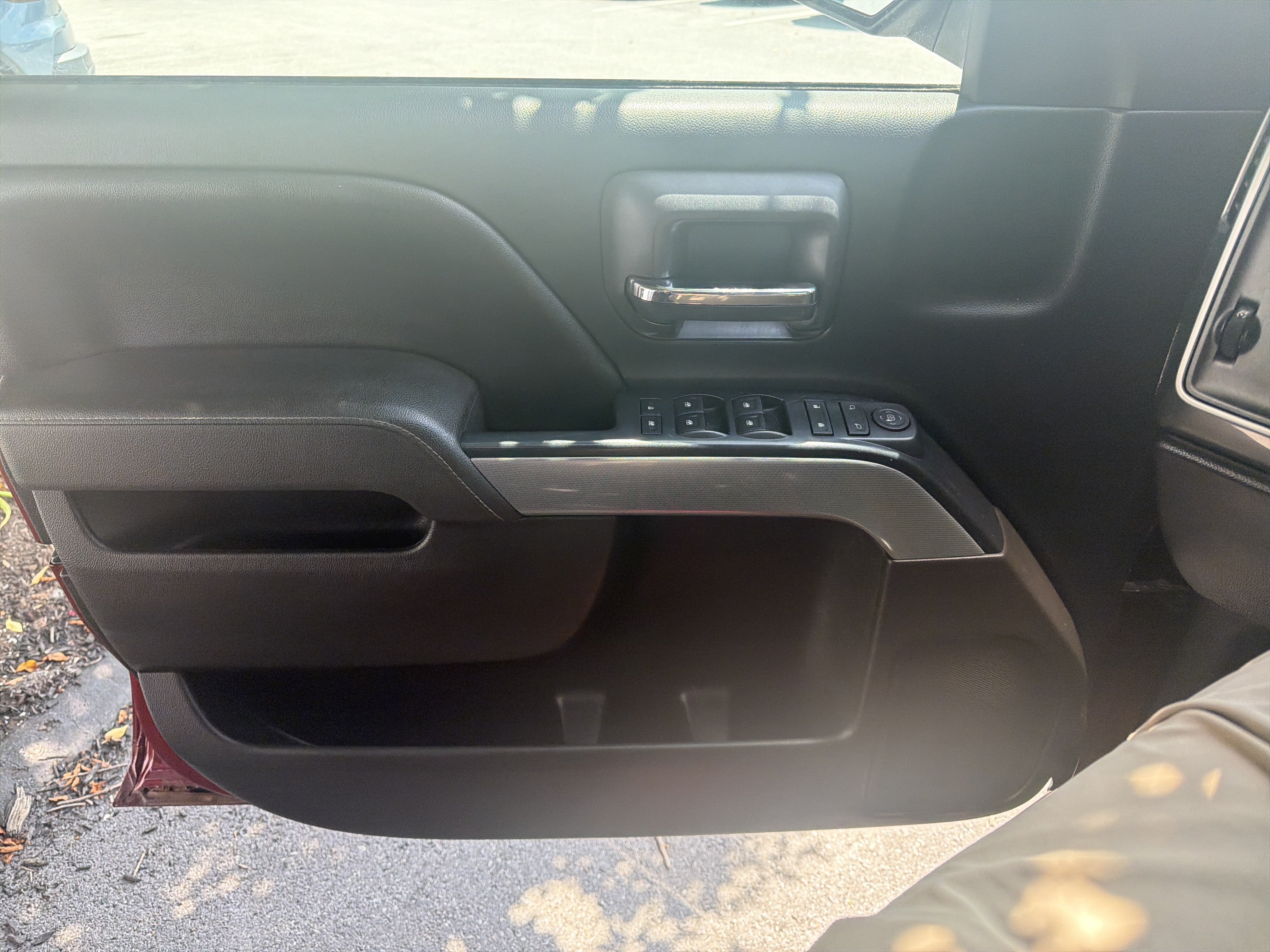 Used 2017 Chevrolet Silverado 1500 LT w/ All Star Edition AWD/4WD image 15