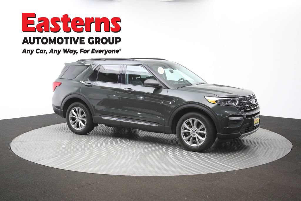 Used 2022 Ford Explorer XLT w/ Equipment Group 202A AWD/4WD image 51