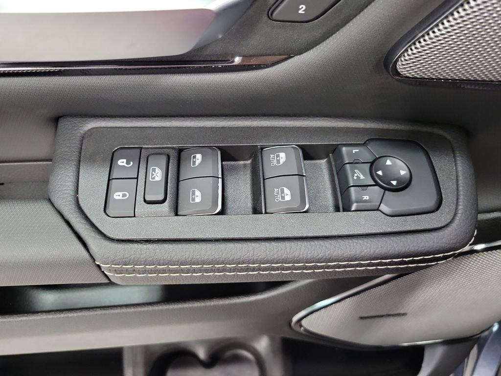 New 2026 RAM 1500 Rebel w/ Rebel Level 2 Equipment Group image 31