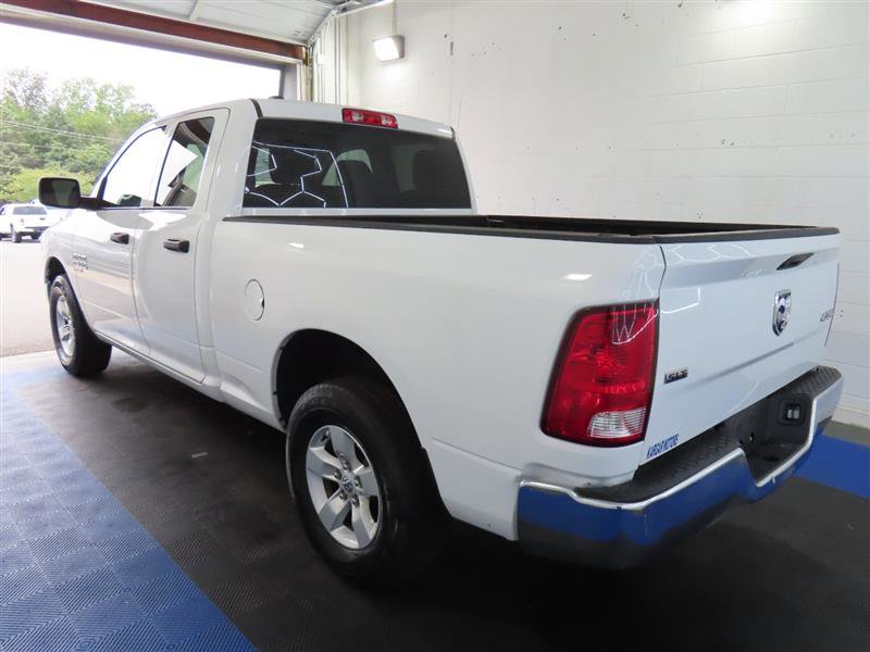 Used 2024 RAM 1500 Classic SLT AWD/4WD image 10
