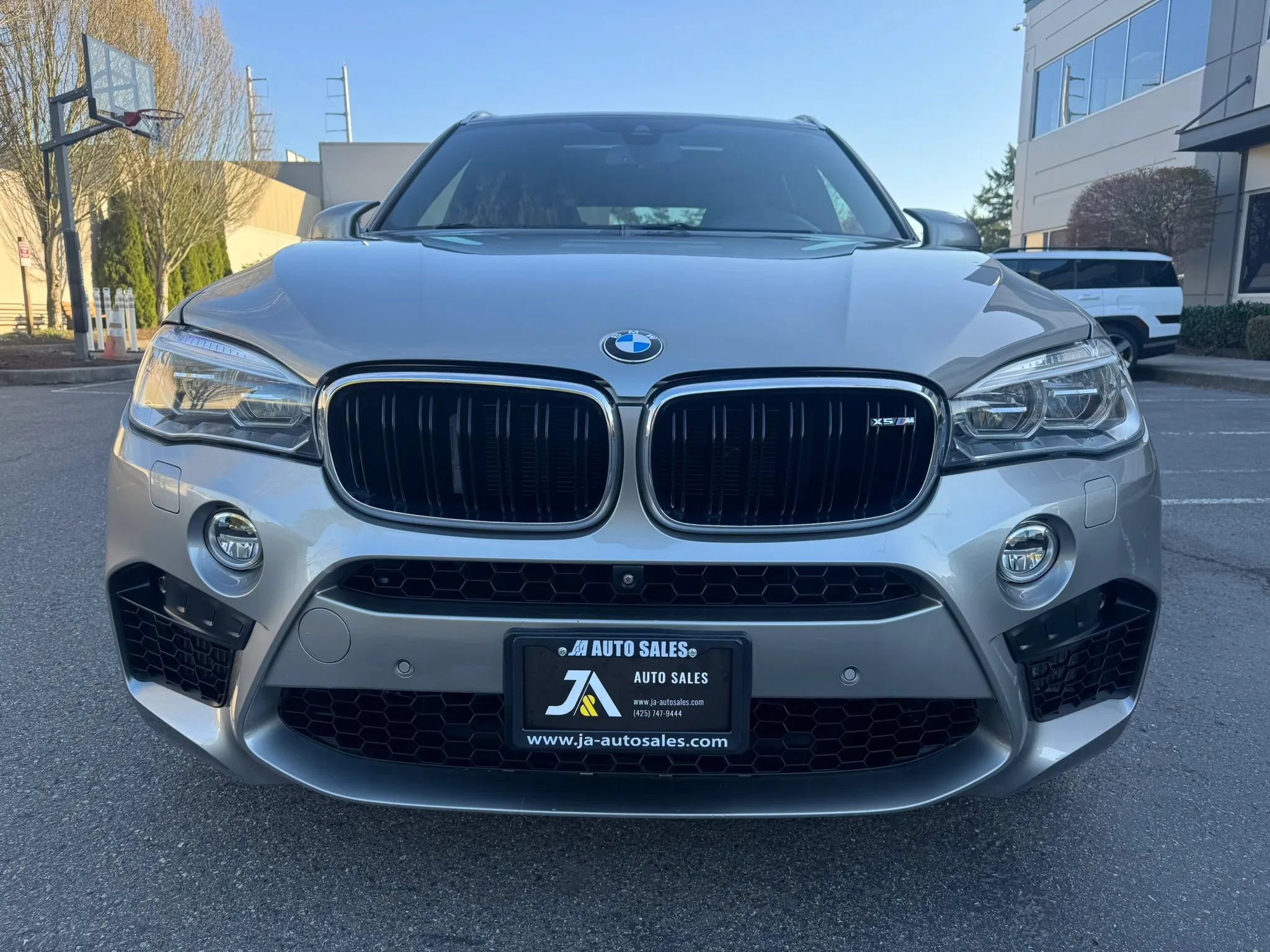 Used 2017 BMW X5 M AWD/4WD image 3