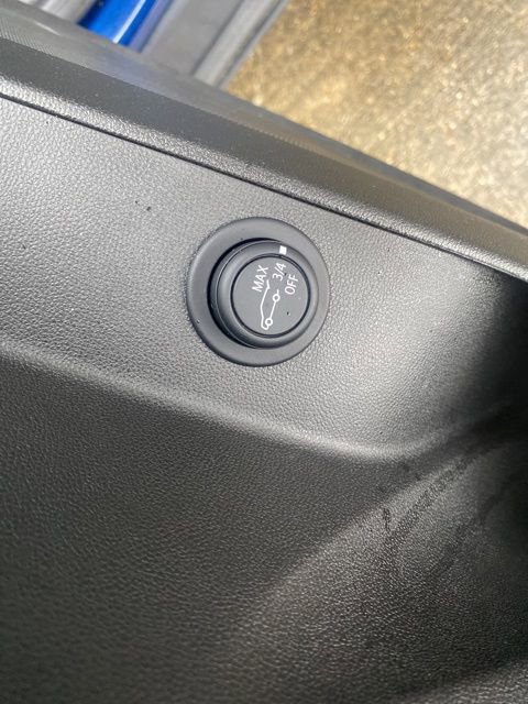 Used 2023 Chevrolet Equinox LT FWD image 31