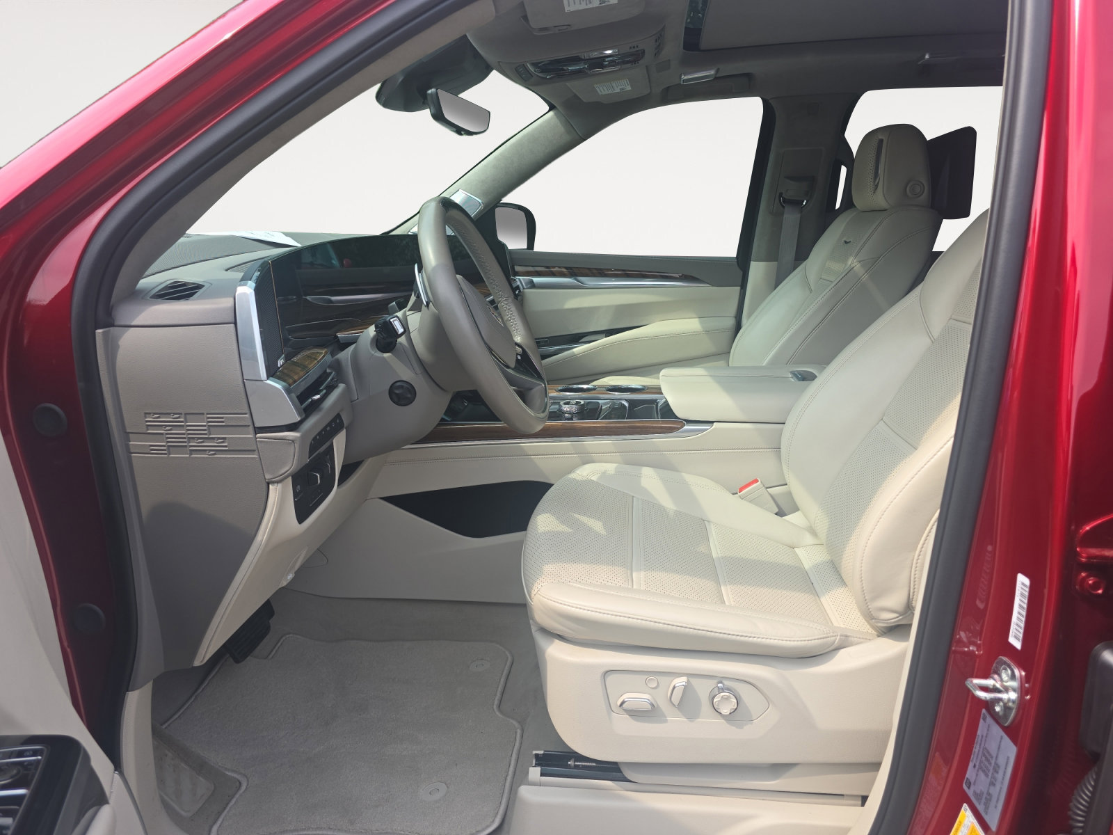 Used 2025 Cadillac Escalade Sport Platinum w/ LPO, Floor Liner Package AWD/4WD image 20