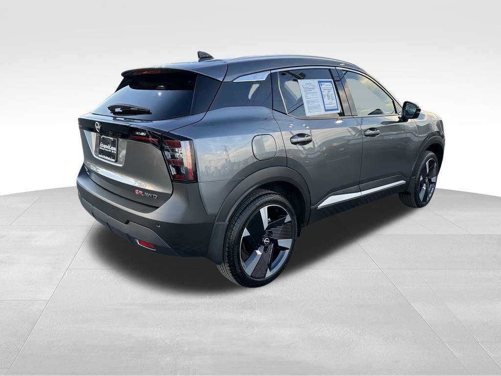 Used 2026 Nissan Kicks SR w/ Cold Weather Package image 7