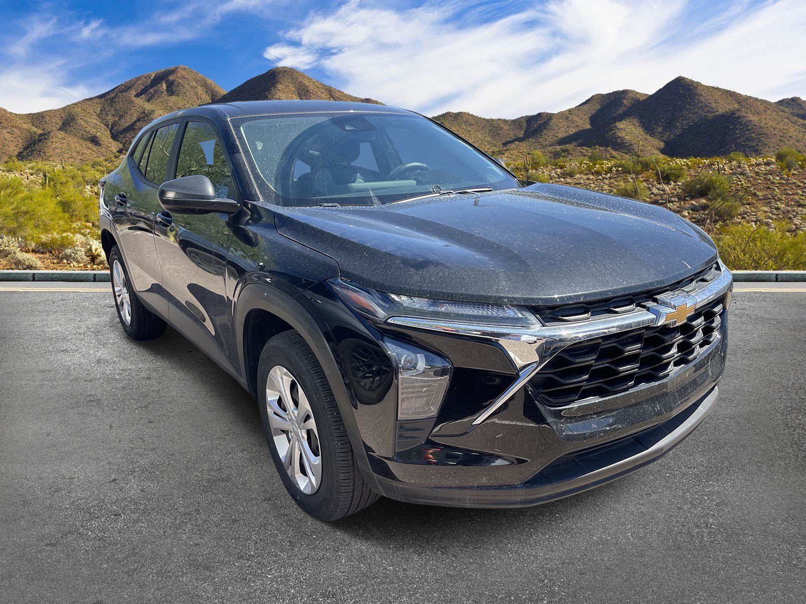 Used 2024 Chevrolet Trax LS w/ Driver Confidence Package FWD image 3