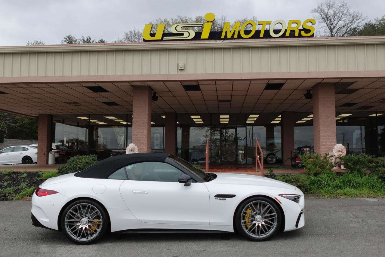 Used 2024 Mercedes-Benz SL 55 AMG 4MATIC image 2