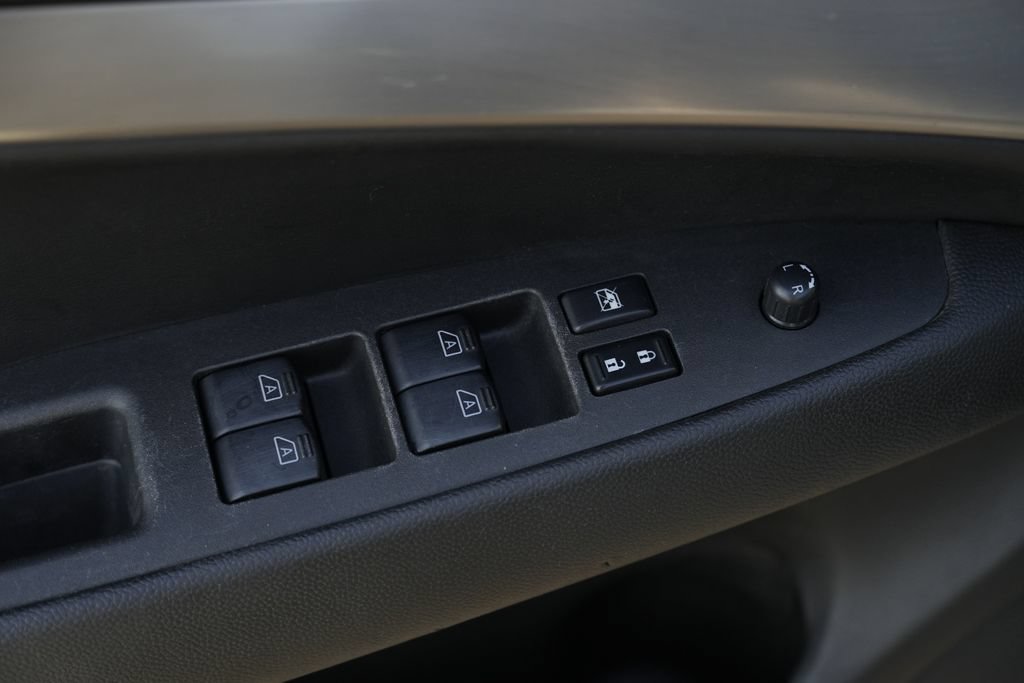 Used 2015 INFINITI Q40 AWD w/ Navigation Package image 18