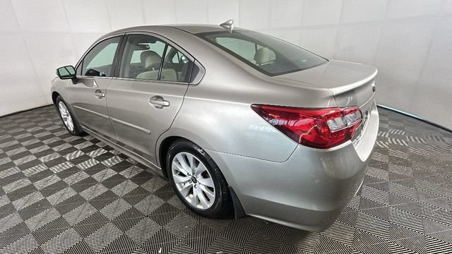 Used 2016 Subaru Legacy 2.5i Premium AWD/4WD image 4