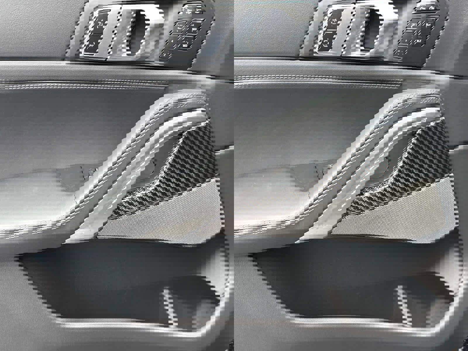 New 2026 BMW X6 M Competition w/ Executive Package image 27