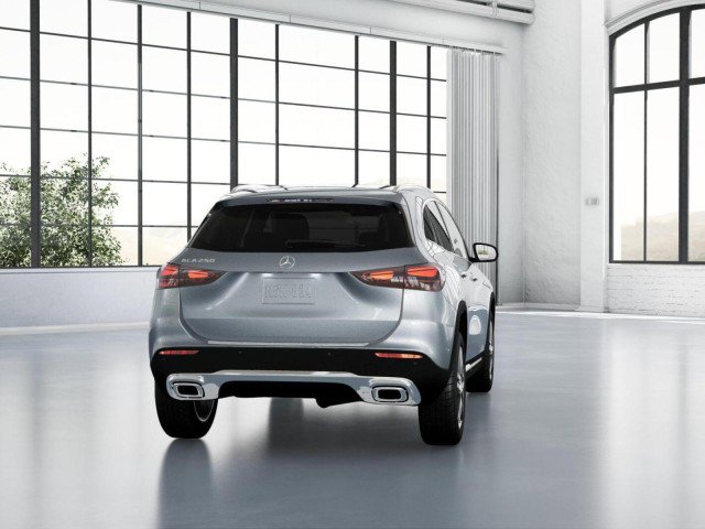 Used 2025 Mercedes-Benz GLA 250 image 44