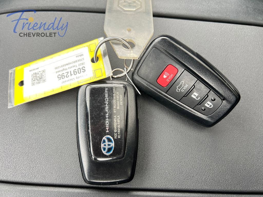 Used 2022 Toyota Highlander Platinum AWD/4WD image 29
