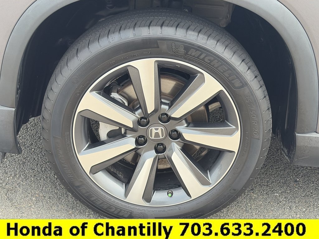 Certified 2024 Honda Pilot Touring image 31