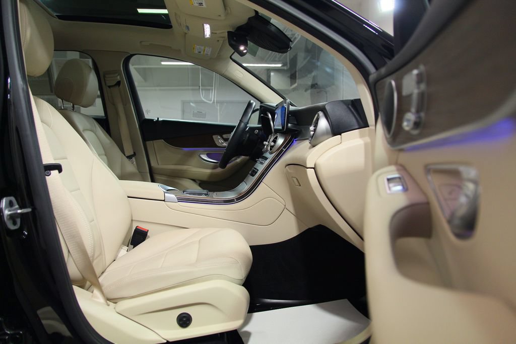 Certified 2022 Mercedes-Benz GLC 300 4MATIC image 23