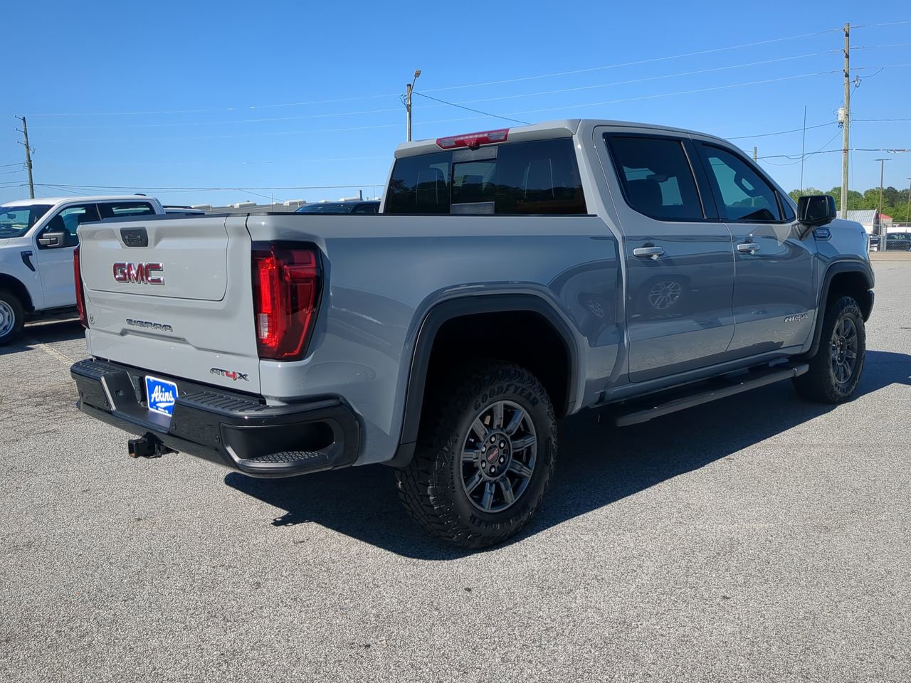 Used 2024 GMC Sierra 1500 AT4X AWD/4WD image 3