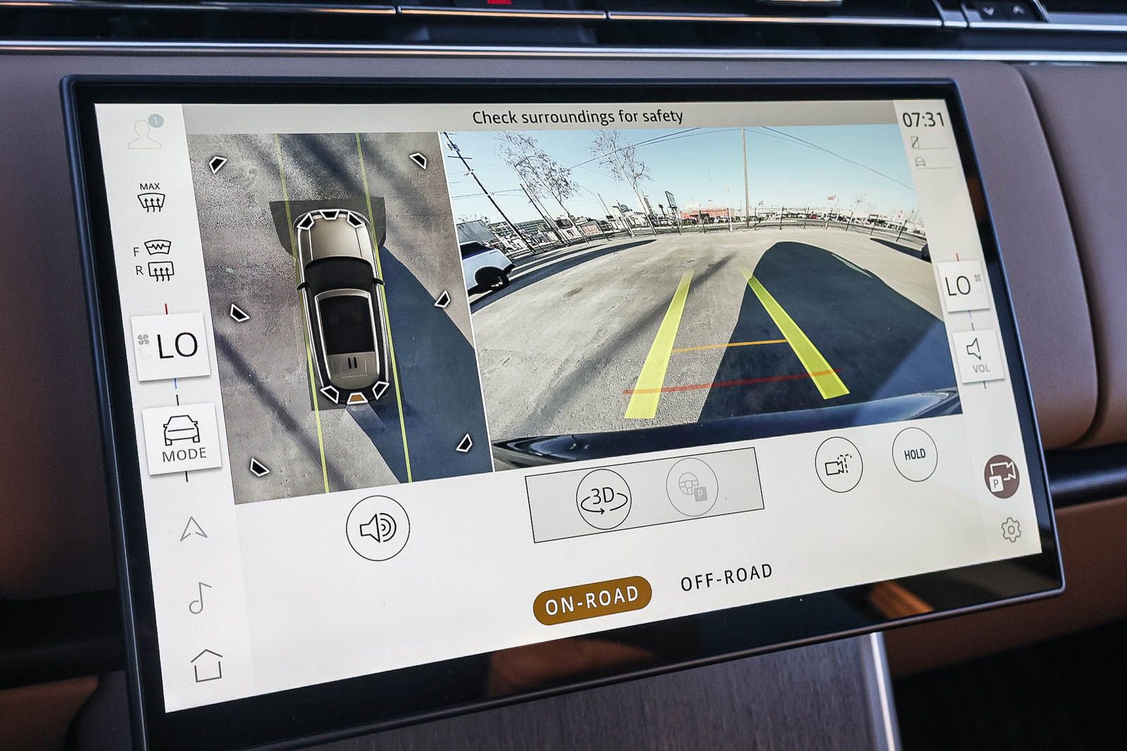 New 2026 Land Rover Range Rover SE image 39