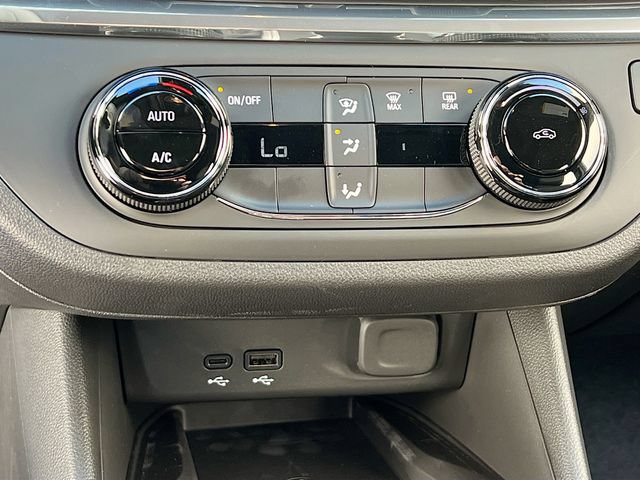 New 2026 Buick Envista Preferred w/ Convenience II Package FWD image 11