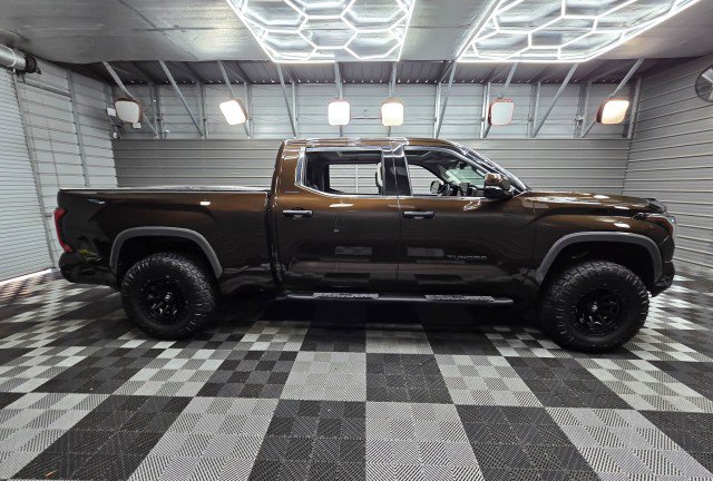Used 2023 Toyota Tundra Limited AWD/4WD image 10