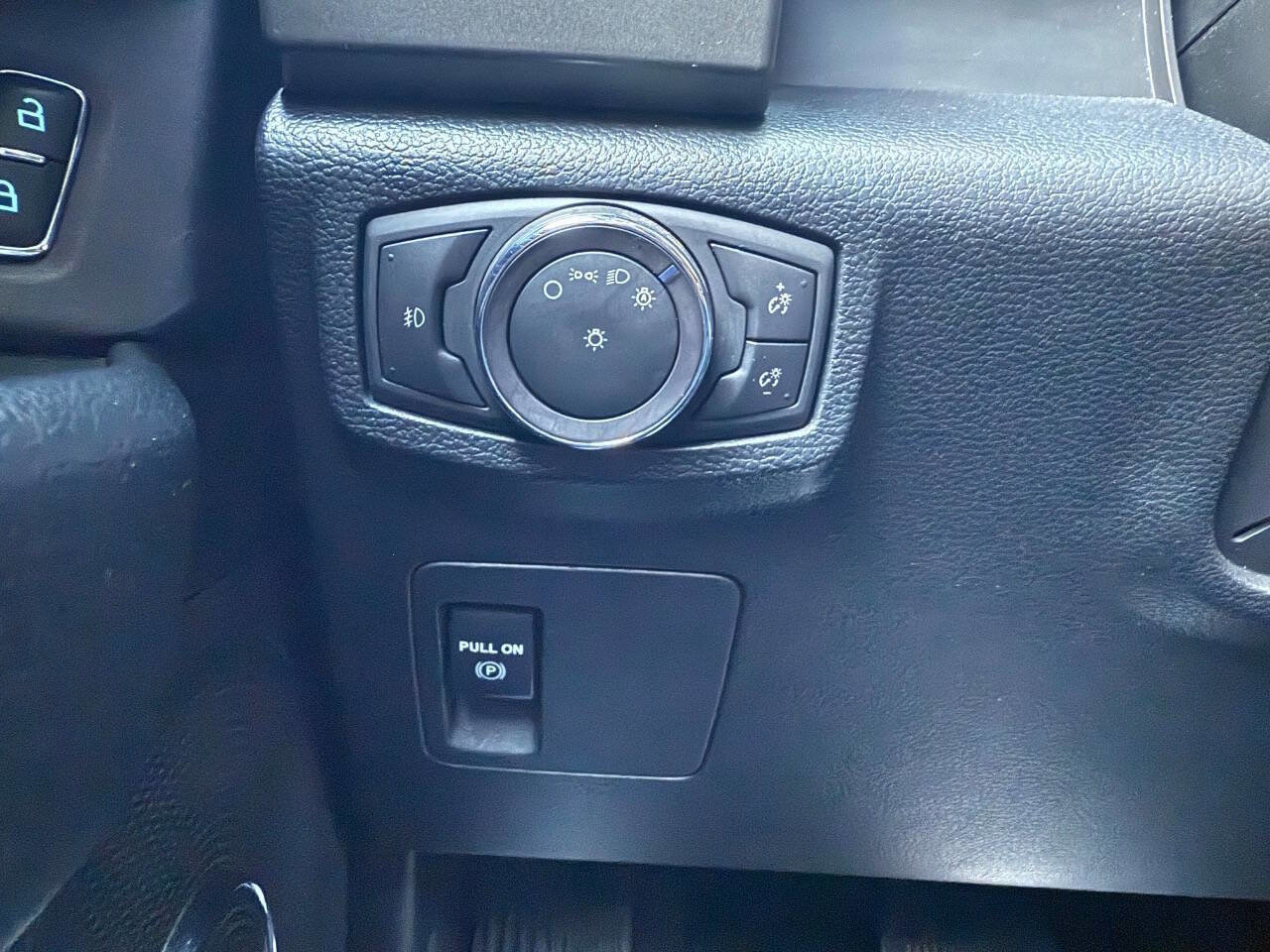 Used 2019 Ford Expedition Max XLT AWD/4WD image 23