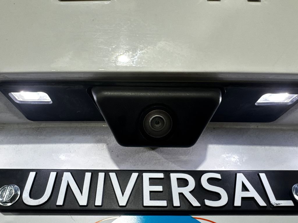 Used 2022 Ford Escape SE FWD image 25