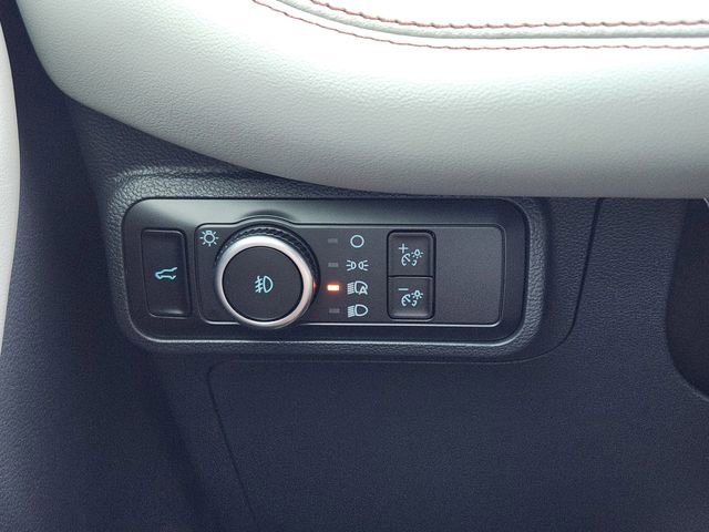 New 2026 Ford Explorer Active image 22