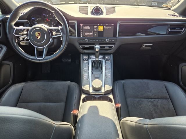 Used 2021 Porsche Macan image 12