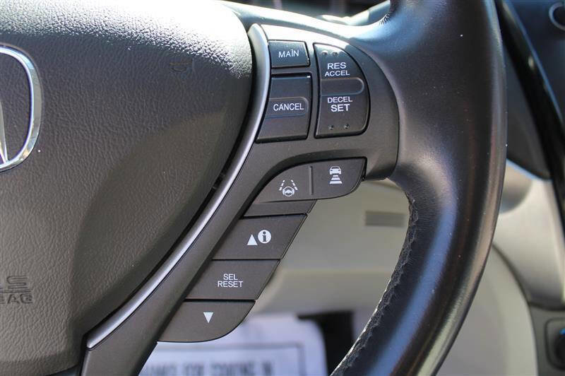 Used 2020 Acura ILX image 16