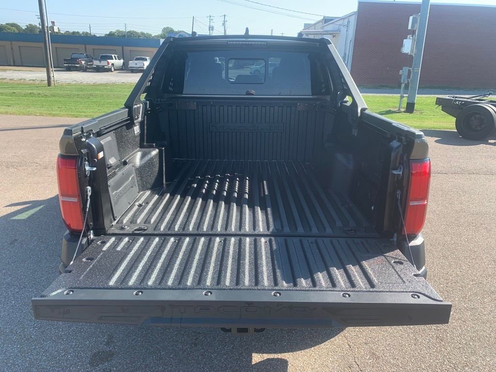 New 2025 Toyota Tacoma Trailhunter image 29