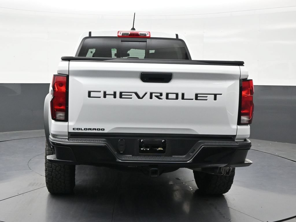 Used 2024 Chevrolet Colorado Trail Boss w/ Advanced Trailering Package AWD/4WD image 4