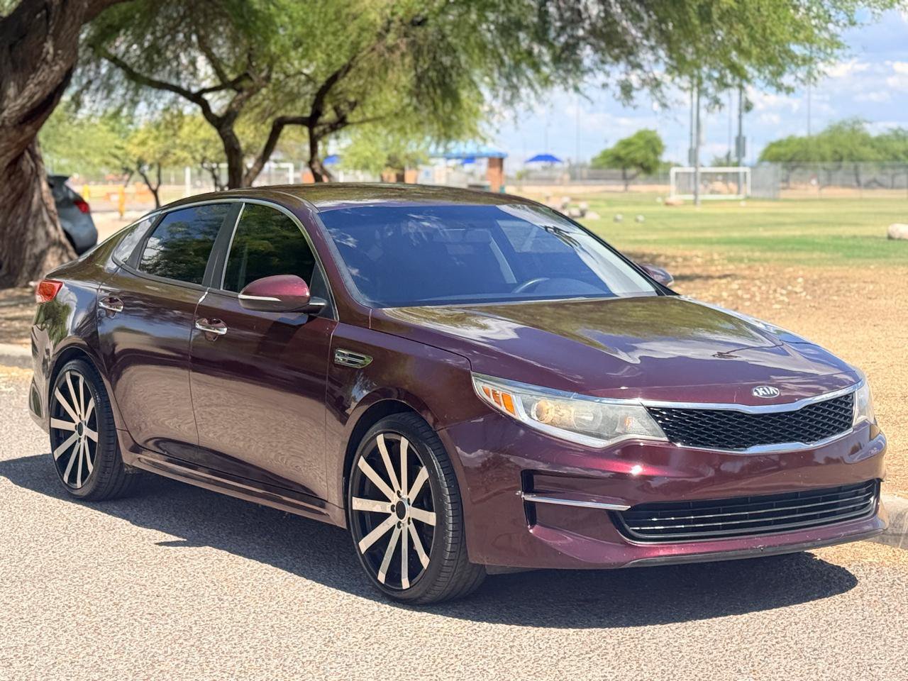 Used 2018 Kia Optima LX FWD image 7