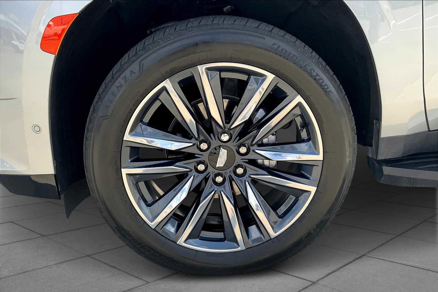 Used 2023 Cadillac Escalade Sport image 10
