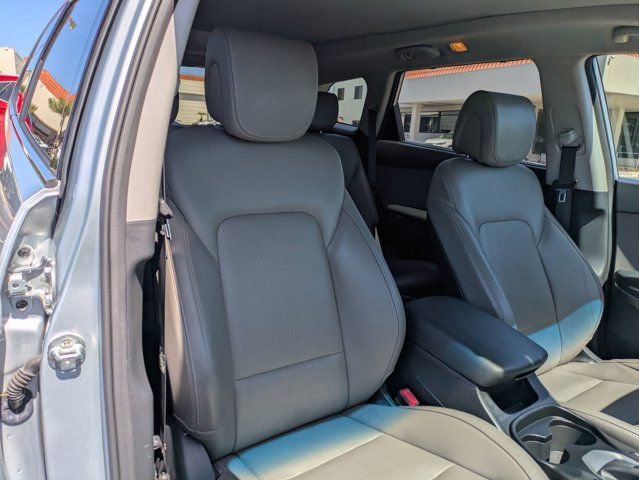 Used 2017 Hyundai Santa Fe Limited w/ Cargo Package AWD/4WD image 33