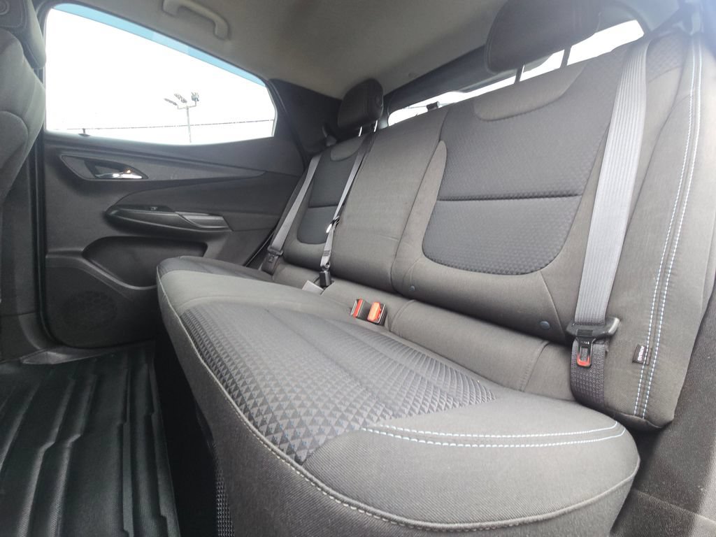 Used 2023 Chevrolet Bolt EUV LT w/ Redline Edition FWD image 17