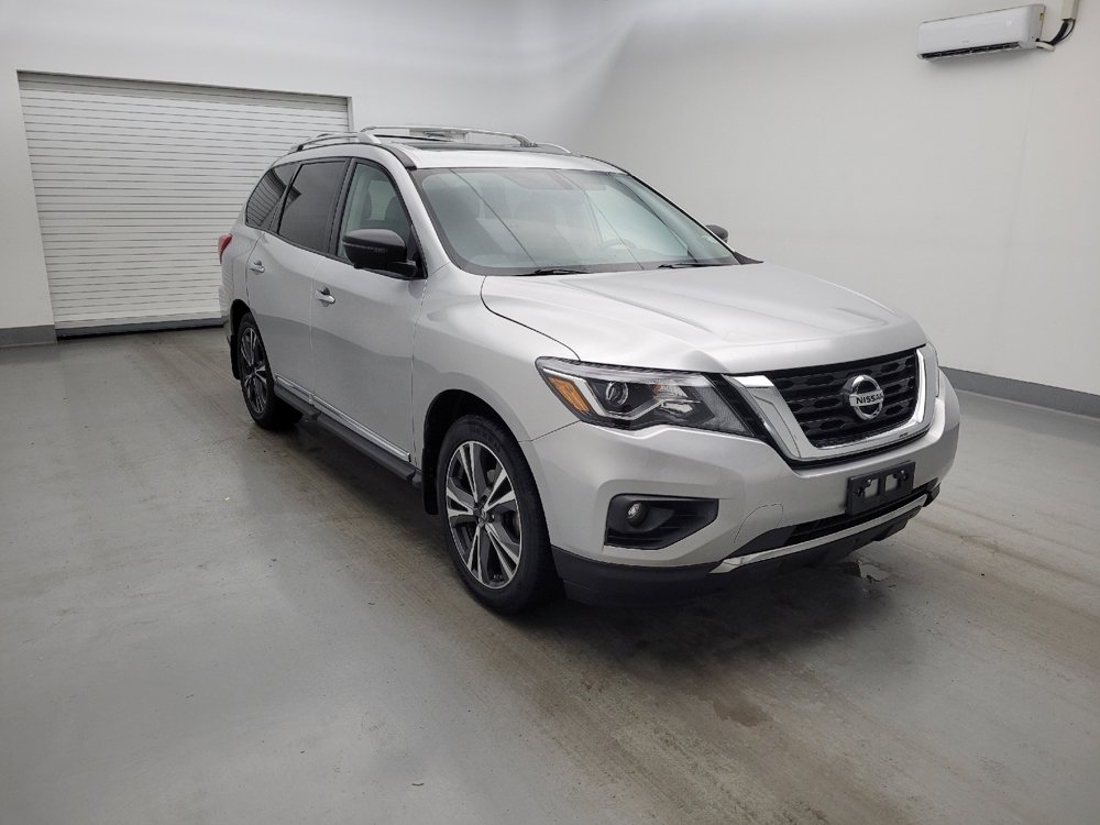 Used 2017 Nissan Pathfinder Platinum AWD/4WD image 13