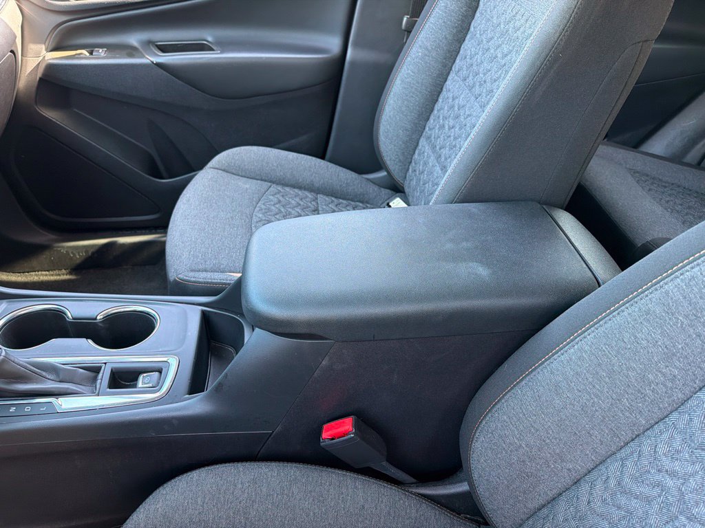 Used 2024 Chevrolet Equinox LT AWD/4WD image 14