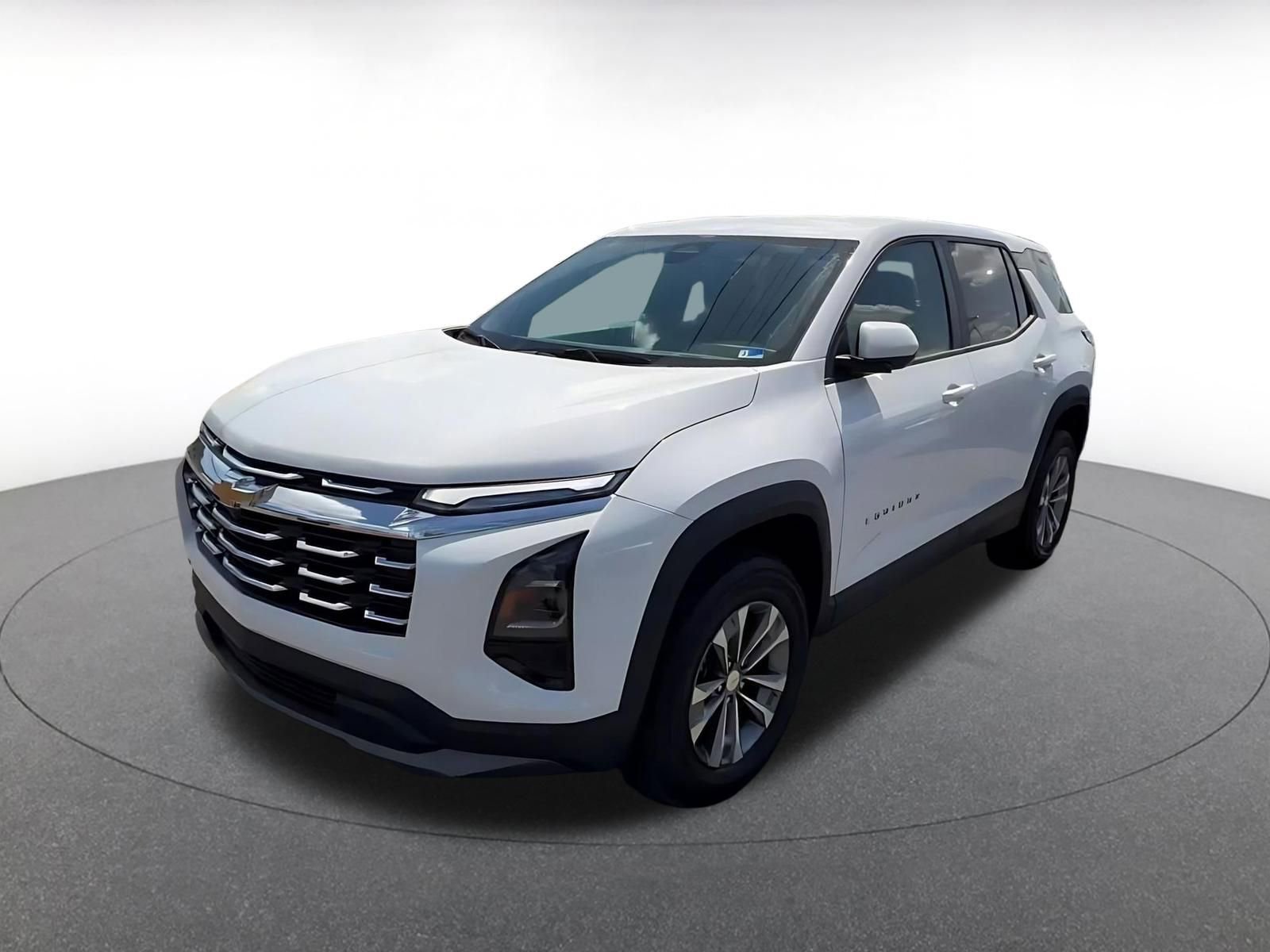 Used 2025 Chevrolet Equinox LT FWD image 7