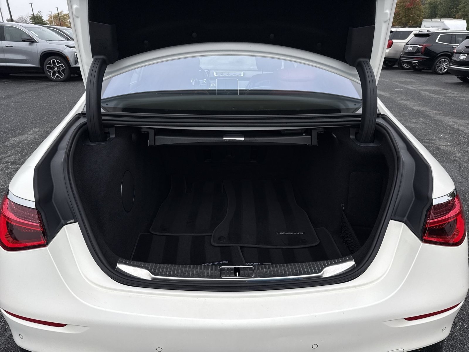 Used 2022 Mercedes-Benz S 500 4MATIC image 27