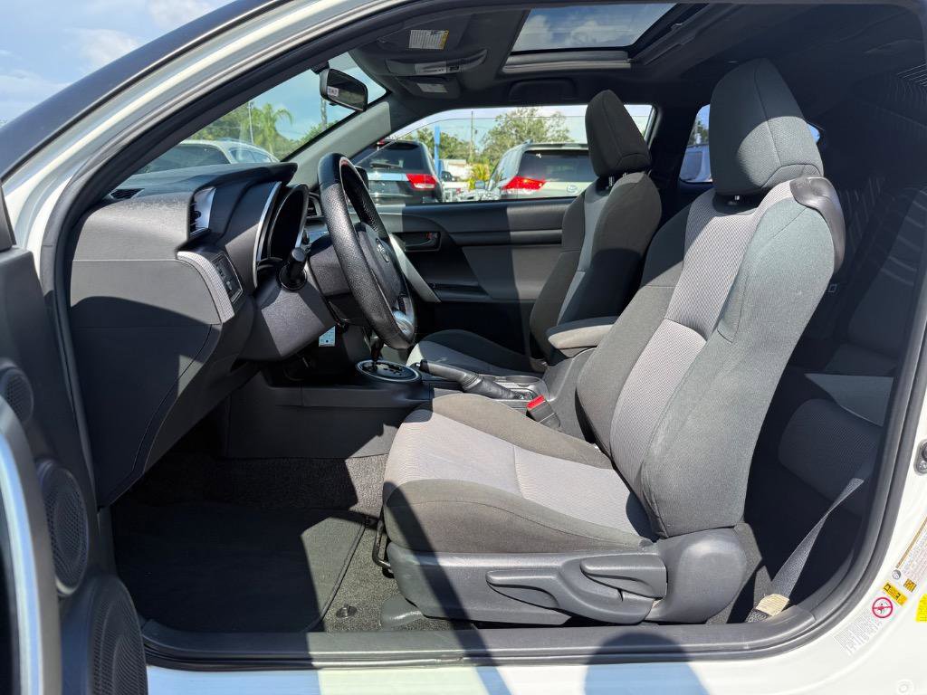 Used 2014 Scion tC image 11