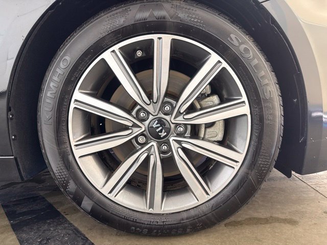 Used 2020 Kia Optima Premium FWD image 11