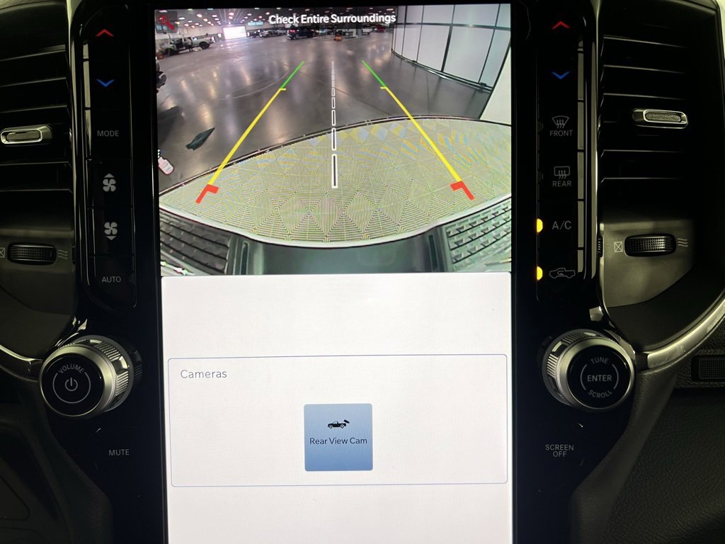 Used 2025 RAM 2500 Laramie image 17