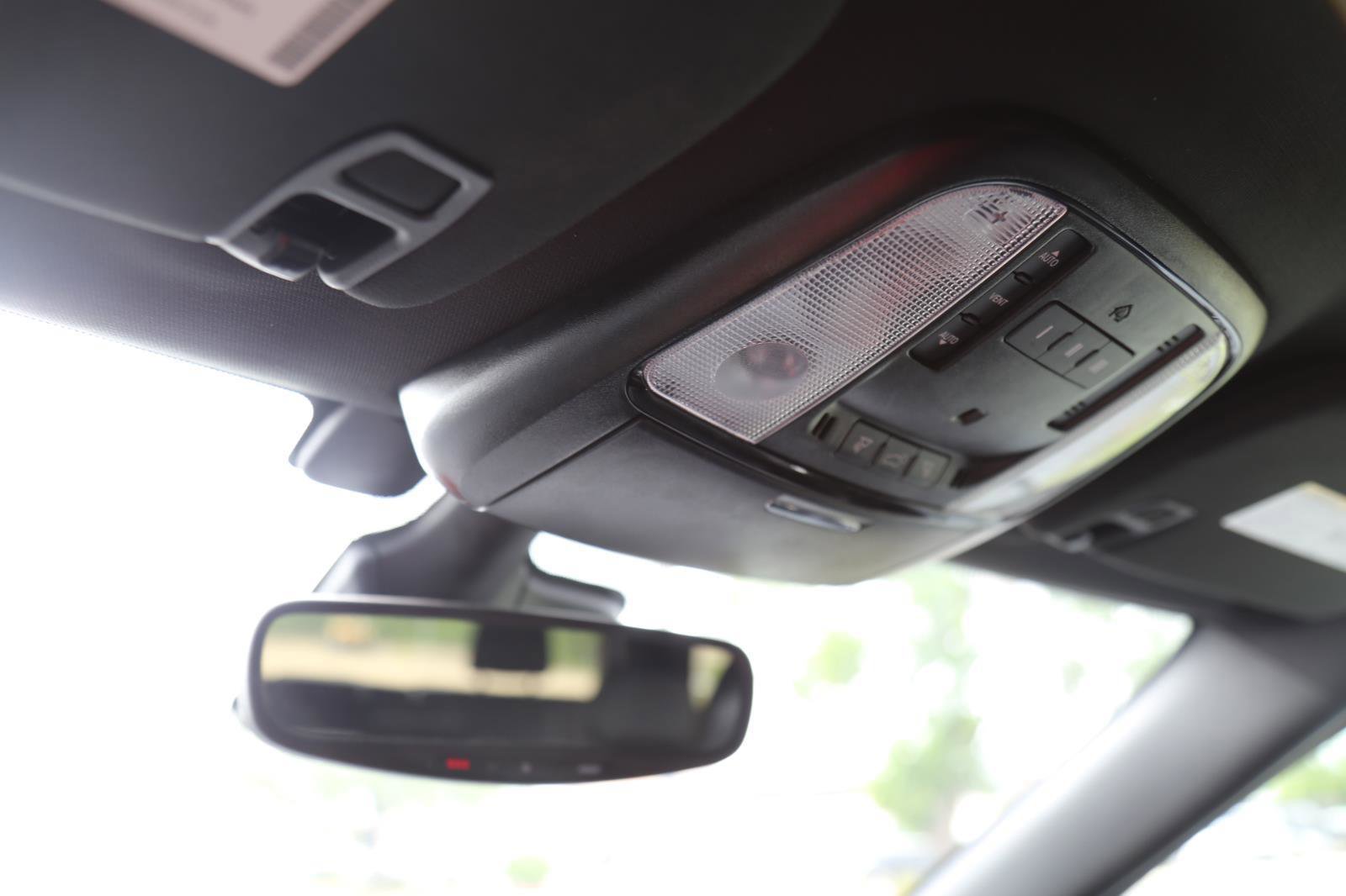 Used 2024 Dodge Durango GT RWD image 17