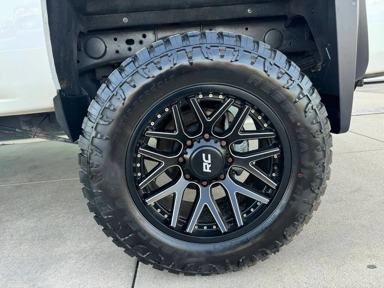 Used 2016 Chevrolet Silverado 2500 High Country w/ Duramax Plus Package image 23