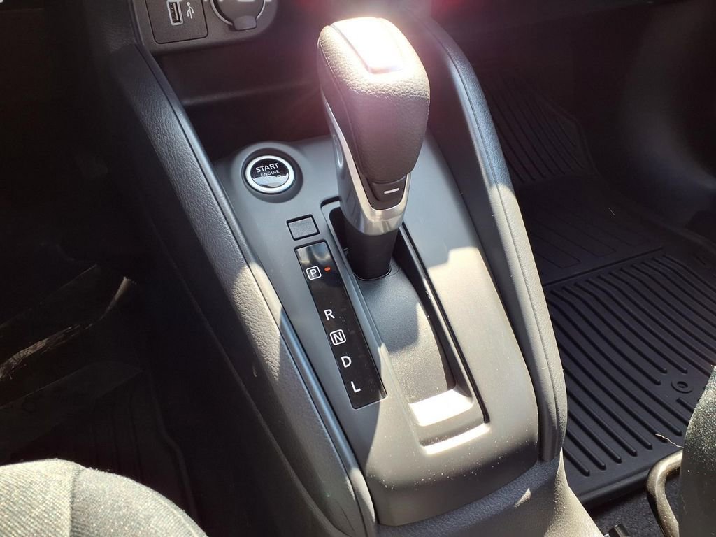Used 2025 Nissan Kicks Play S FWD image 11