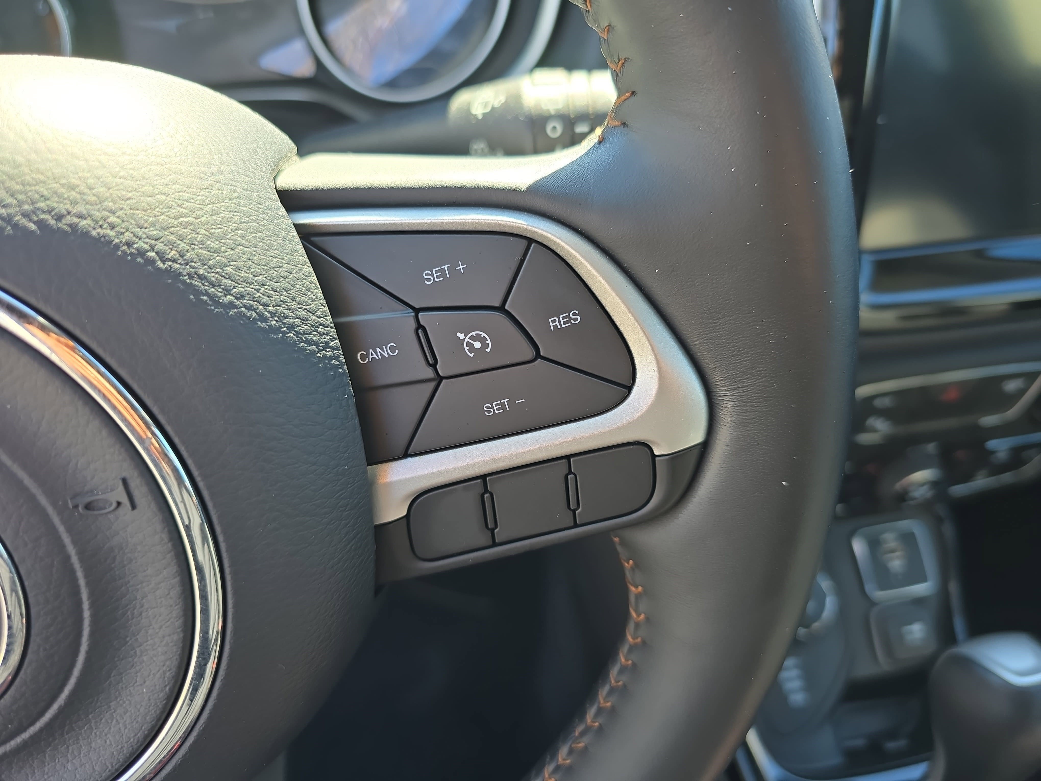 Used 2018 Jeep Compass Limited w/ Safe & Security Group image 18