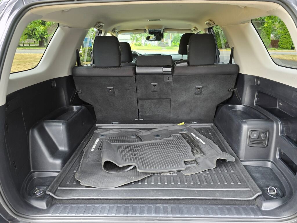 Used 2020 Toyota 4Runner SR5 image 3