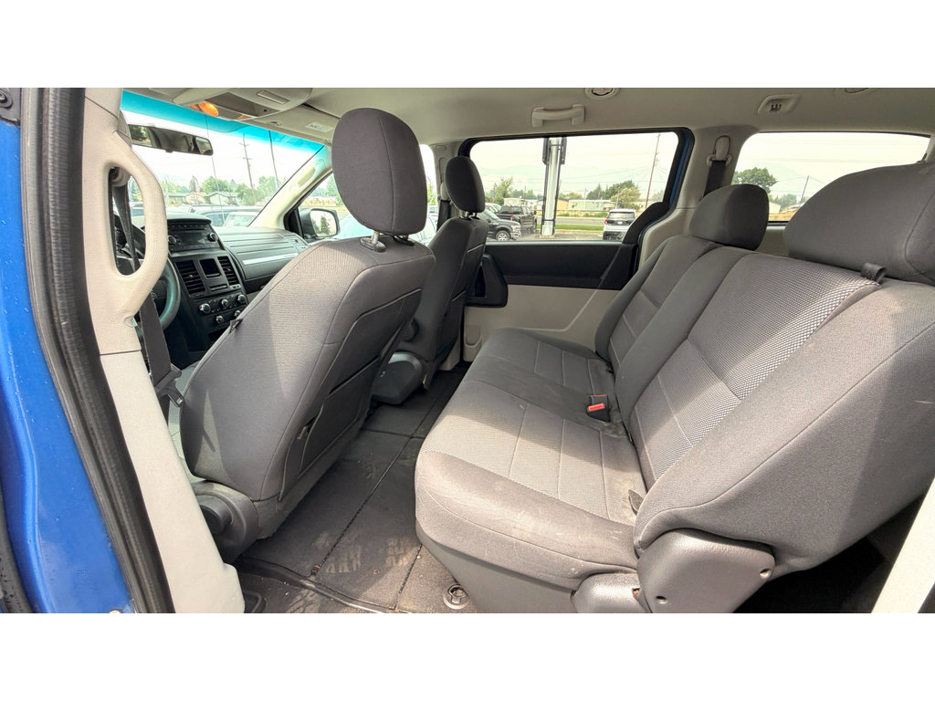 Used 2008 Dodge Grand Caravan SE FWD image 16