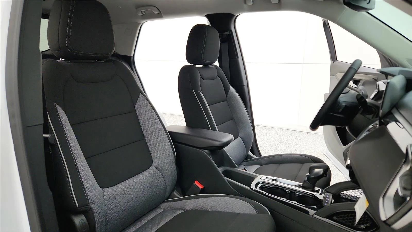 New 2026 Chevrolet TrailBlazer LT w/ Convenience Package image 38