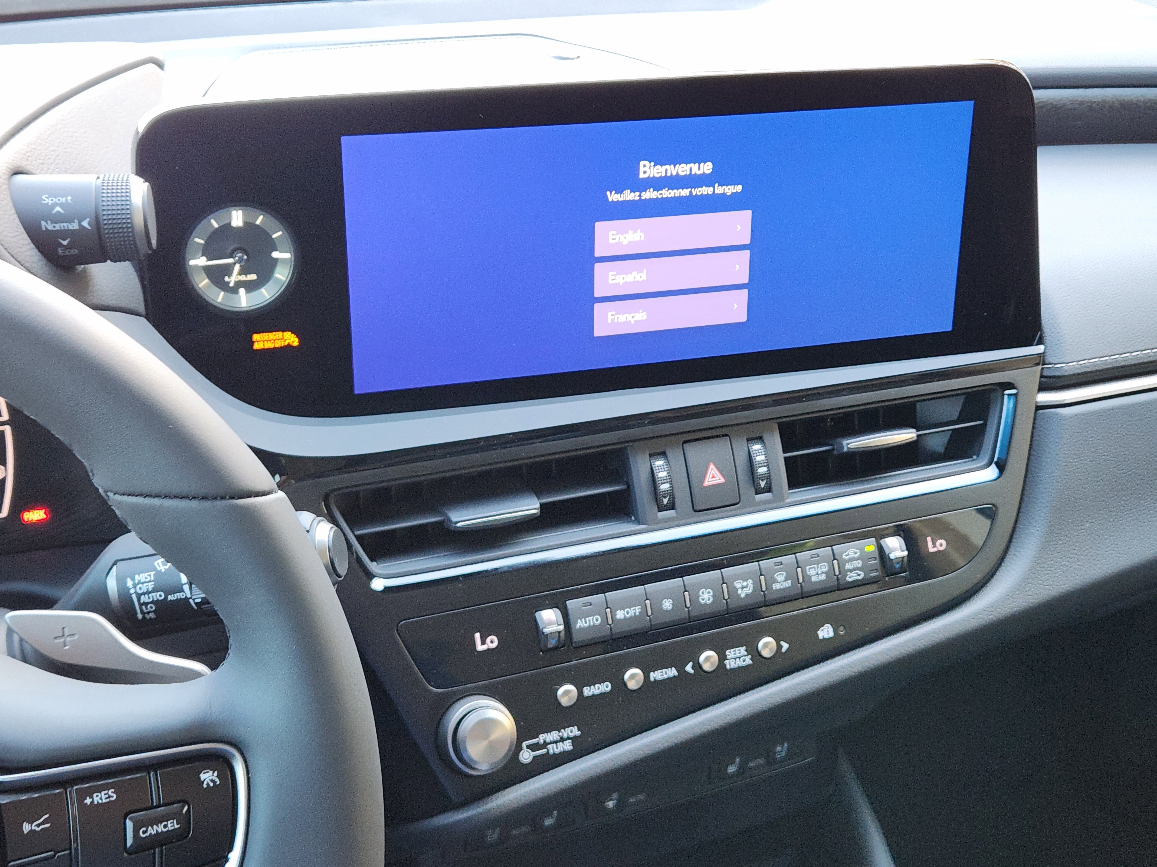 New 2025 Lexus ES 350 w/ Premium Package image 12