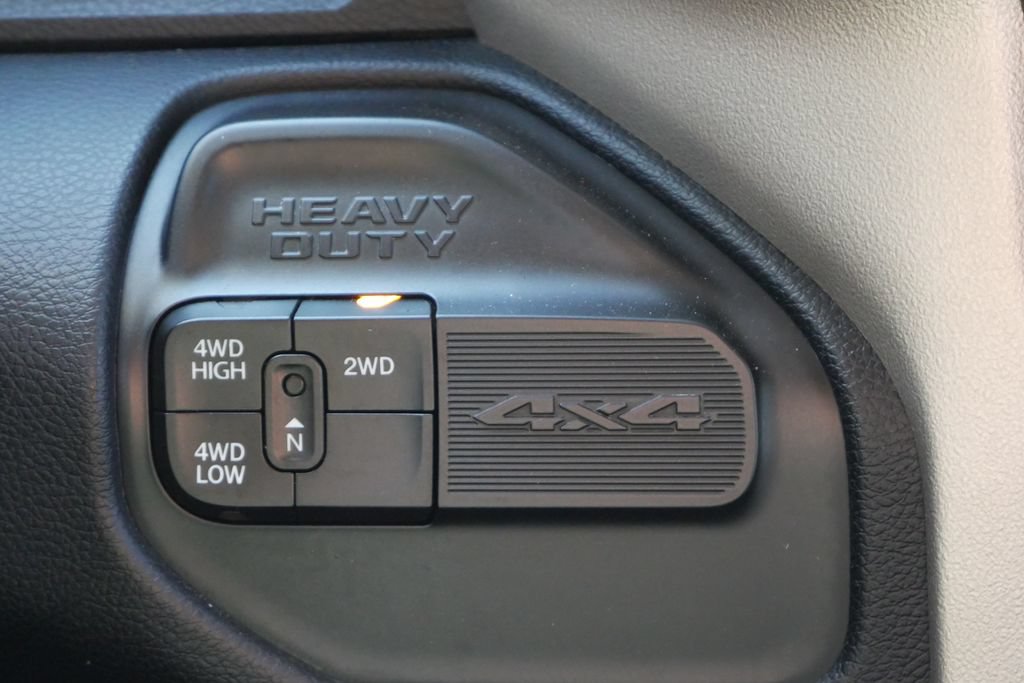 Used 2022 RAM 2500 Laramie AWD/4WD image 23