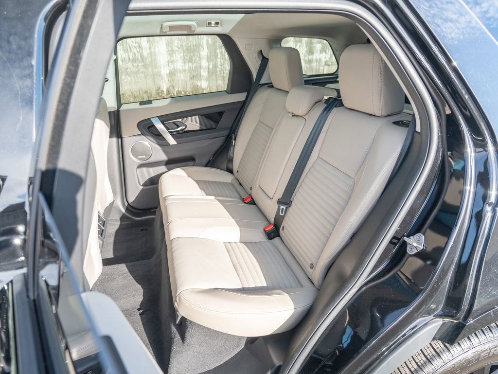 Certified 2024 Land Rover Discovery Sport S AWD/4WD image 36