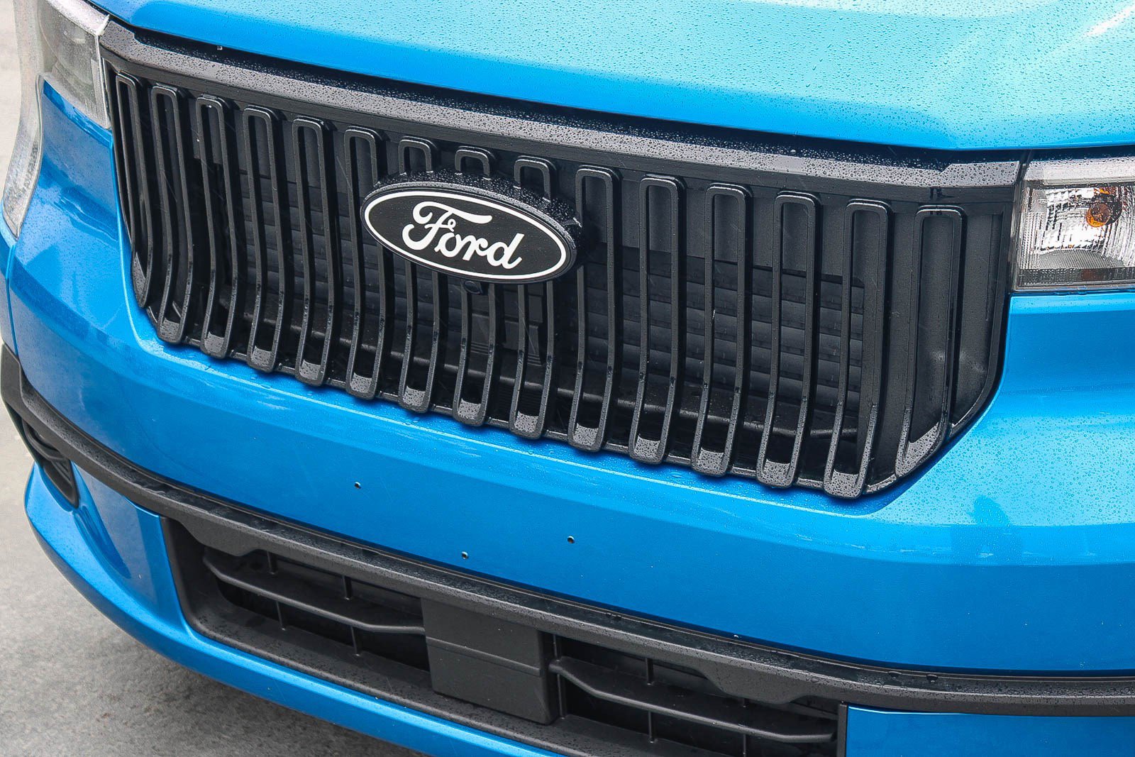 Used 2025 Ford Maverick Lobo AWD/4WD image 6